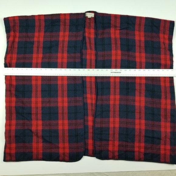 LOFT Blanket Flannel Shawl Wrap Poncho One Size Red & Blue Oversized Scarf NWOT - Picture 4 of 7